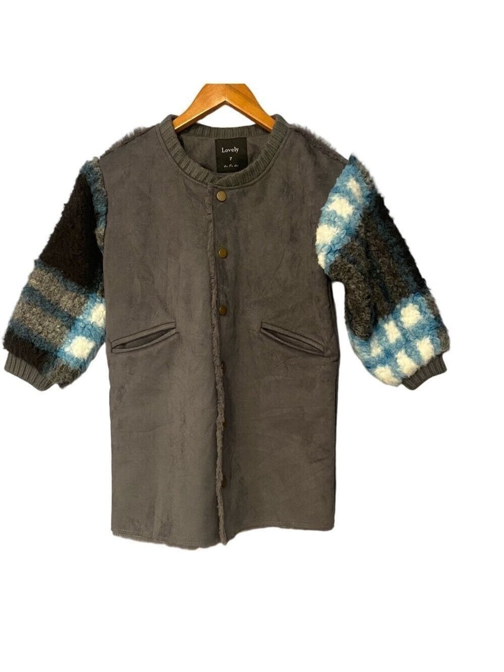 Lovely La Fa Lai Faux Suede & Fuzzy Sleeve Kids Coat – Size 7